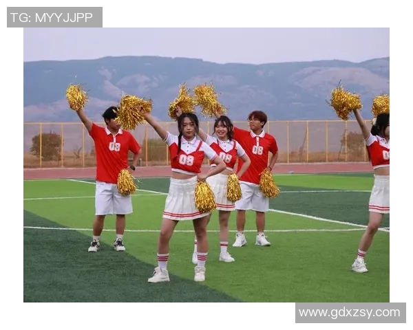 闪耀绿茵场的女生足球明星们展现青春活力与拼搏精神的精彩瞬间