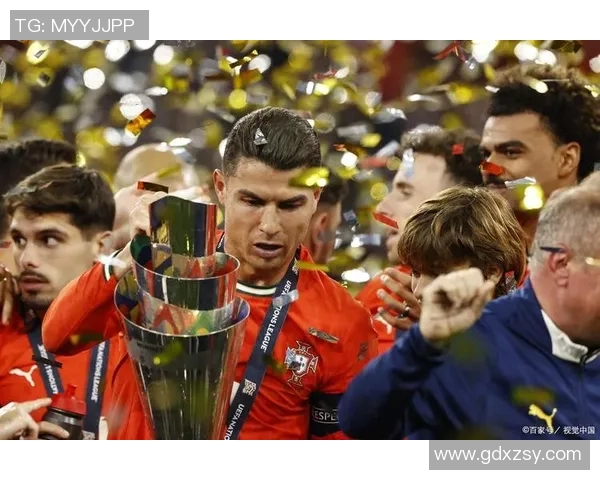 足球明星精彩瞬间集锦大汇总让我们一起回顾那些令人难忘的瞬间与成就